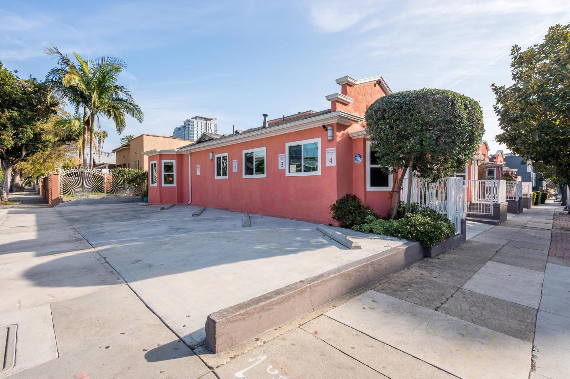 Walk To Hollywood Blvd From Urban Jungle Oasis *
